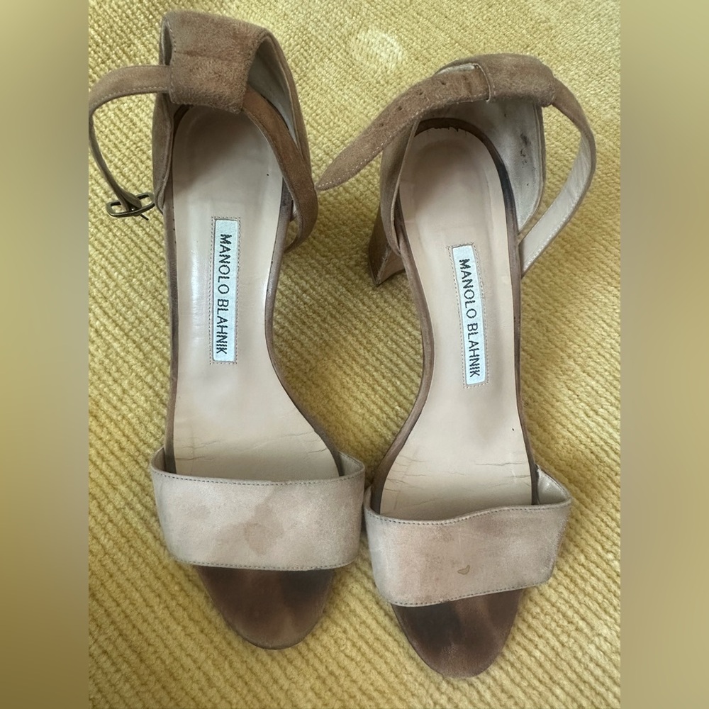 Authentic Manolo Blahnik Beige Heeled Sandals